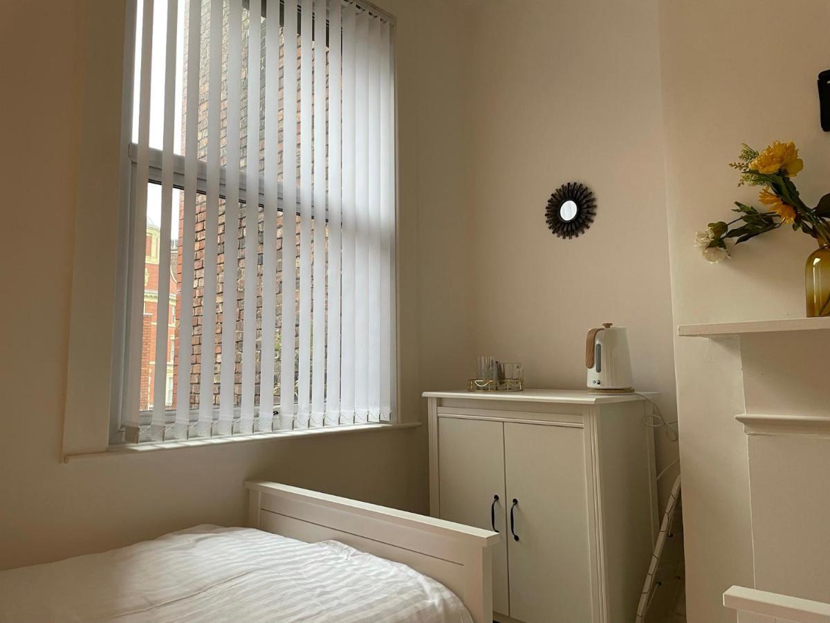 Citystays Rooms With Free Parking Liverpool Exterior photo
